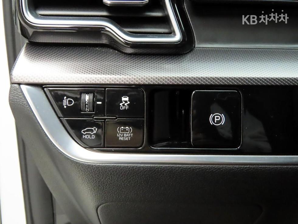 2024 - kia sportage