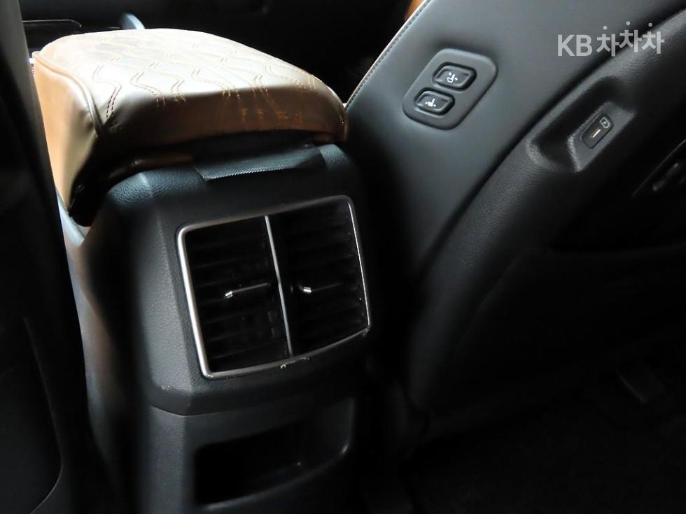 2024 - kia sportage
