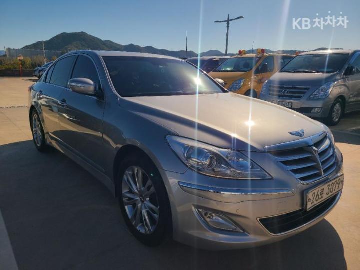 Hyundai Genesis BH330 LUXURY Base Type 4