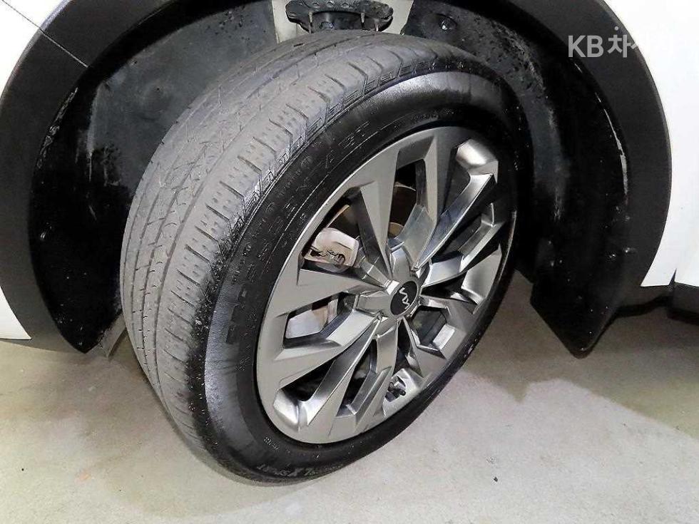 2023 - kia sorento