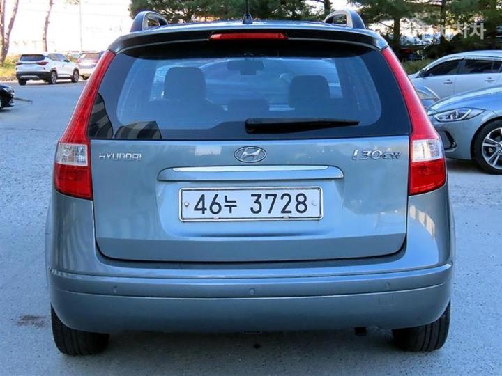 Hyundai i30 i30cw 1.6 VVT Luxury 5