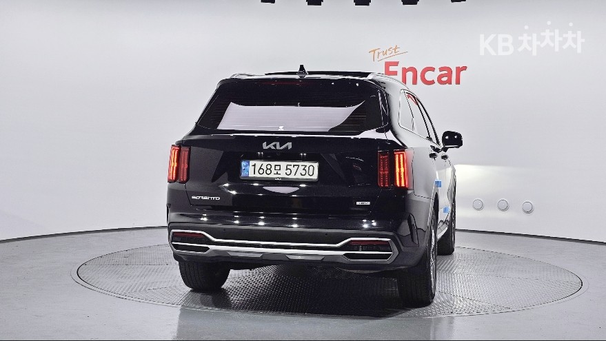 2023 - kia sorento