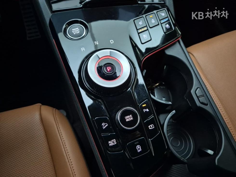 2024 - kia sportage