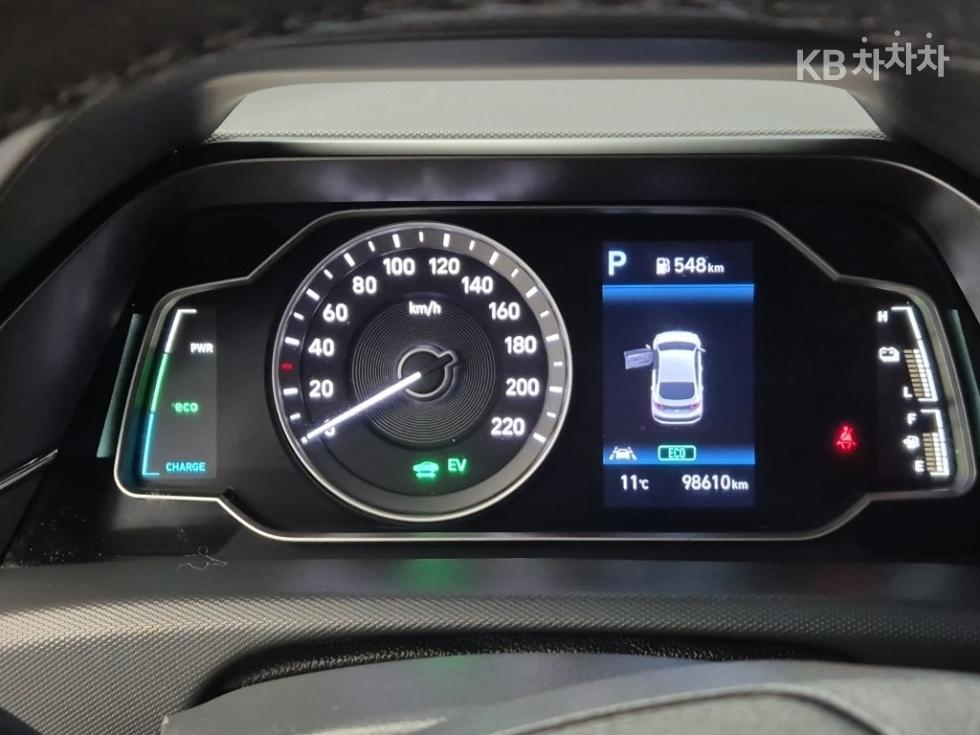 2020 - hyundai ioniq