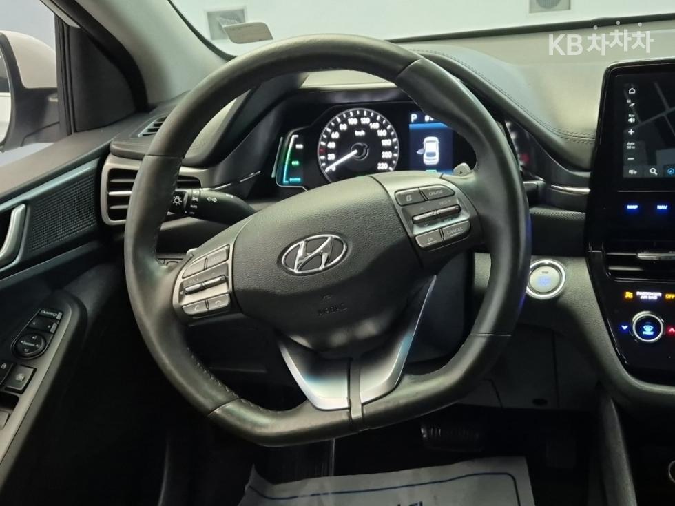 2020 - hyundai ioniq