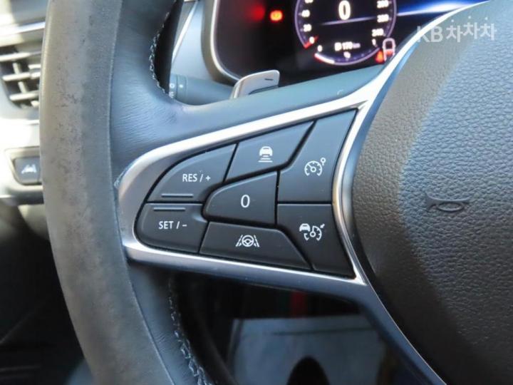 Renault Korea XM3 1.3 Turbo Gasoline RE Signature - фото 10