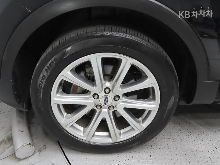 Ford Explorer New 2.3 EcoBoost 4WD Limited 6