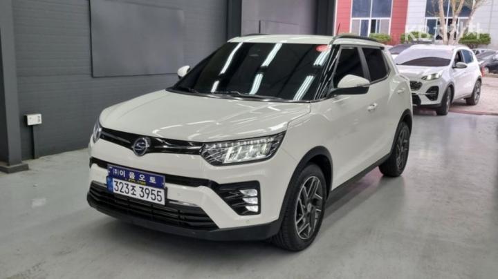 KG Mobility (Ssangyong) Tivoli Gasoline V3 2WD Base Type 2