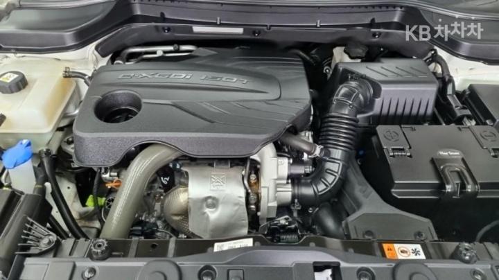 KG Mobility (Ssangyong) Tivoli Gasoline V3 2WD Base Type 9