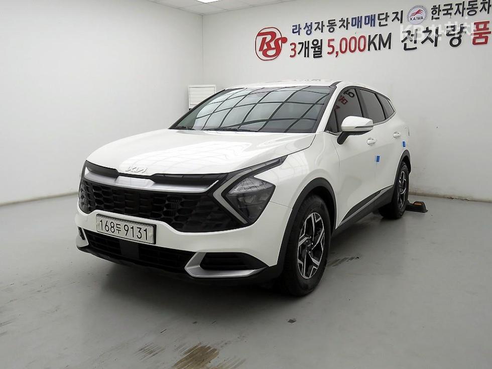 2022 - kia sportage