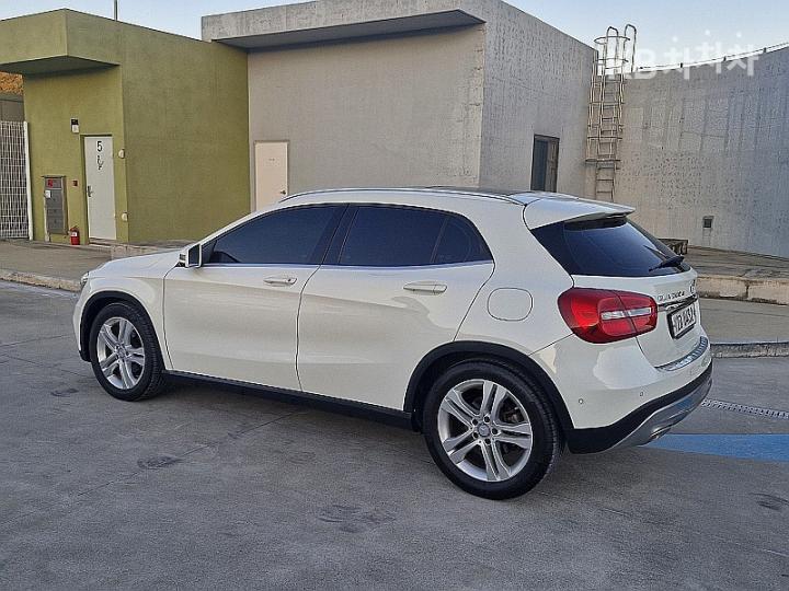 Mercedes-Benz GLA-Class X156 GLA200 d 4 Matic 7