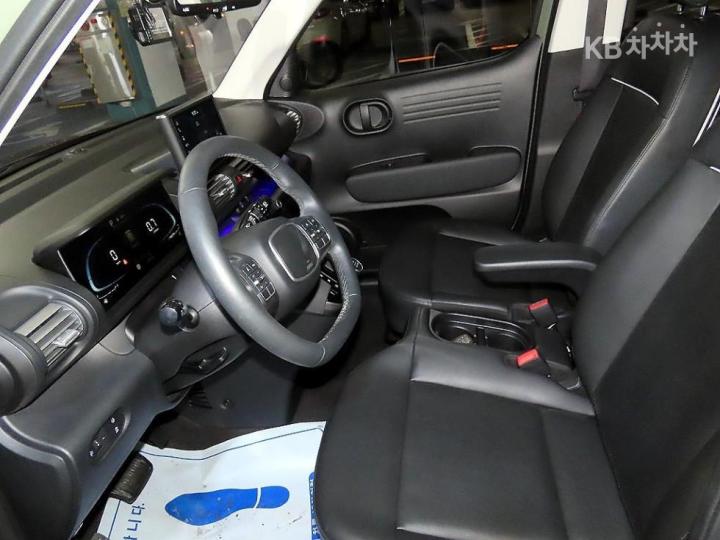 Hyundai Casper 1.0 Gasoline Modern 7