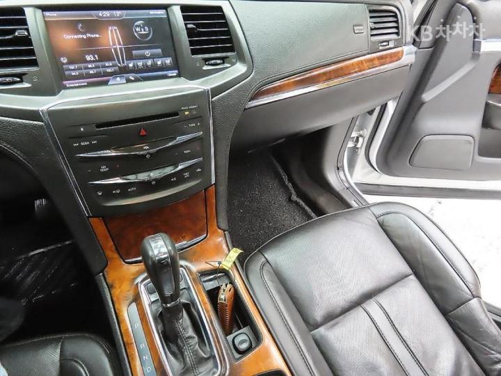 Lincoln MKS New 3.7 8