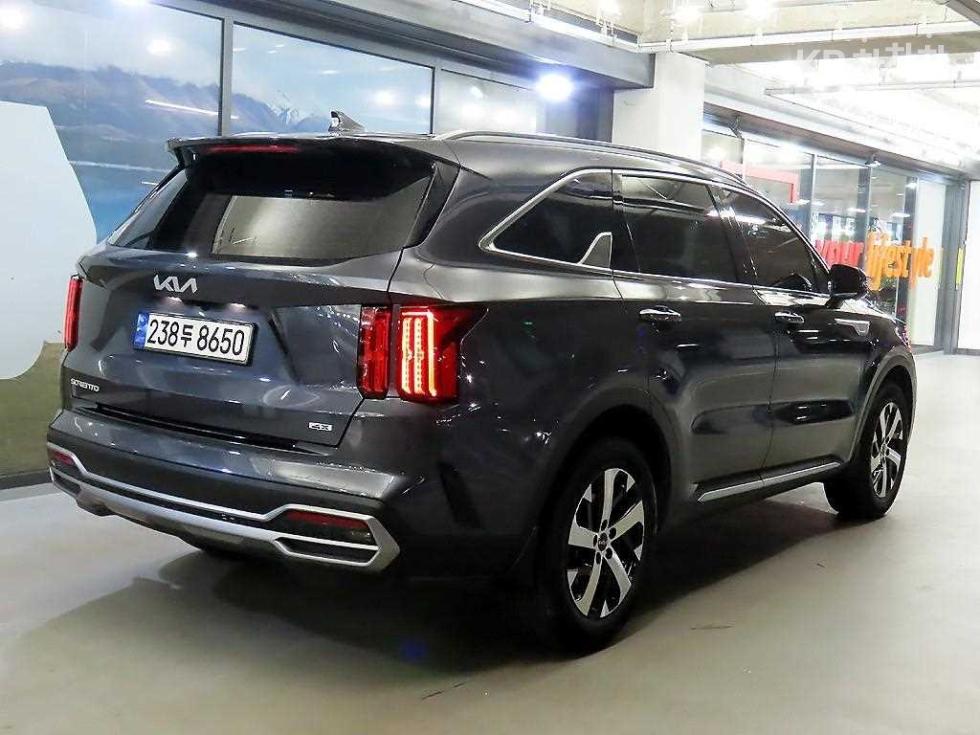 2023 - kia sorento
