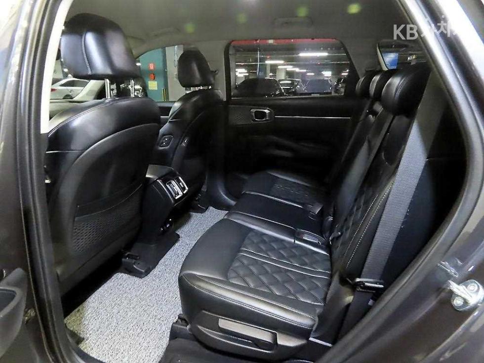 2023 - kia sorento