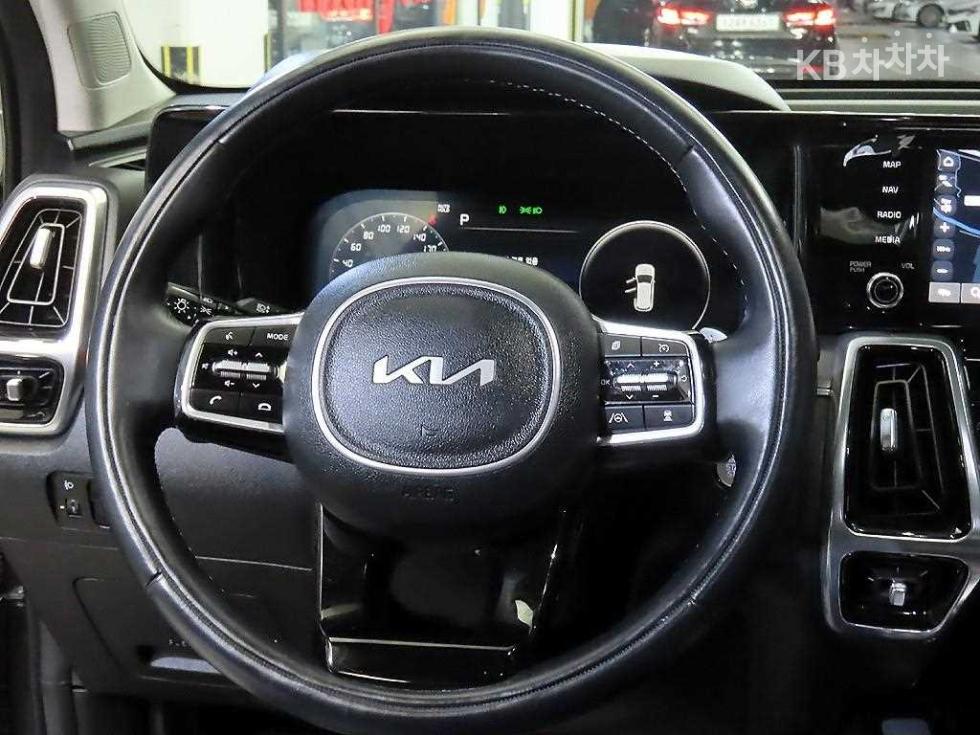 2023 - kia sorento