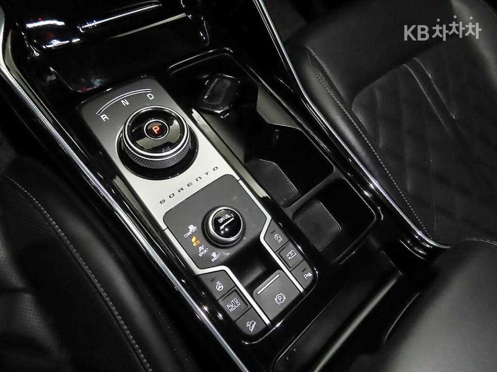 2023 - kia sorento
