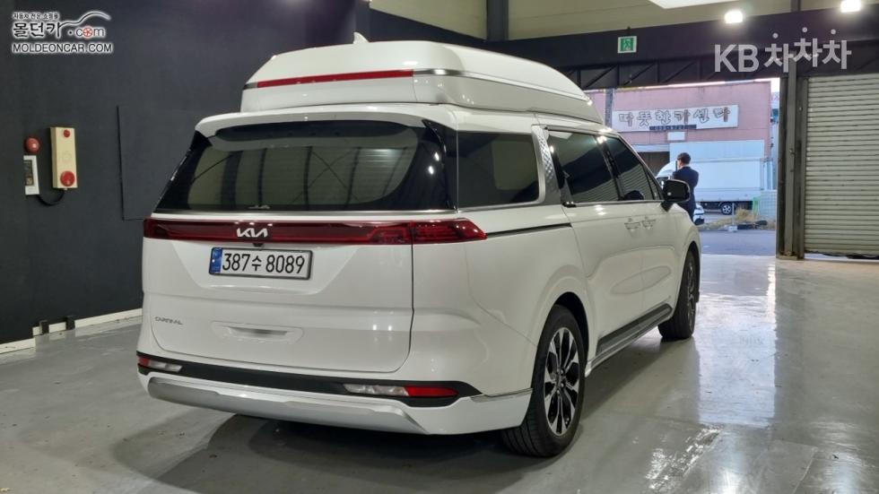 2023 - kia carnival