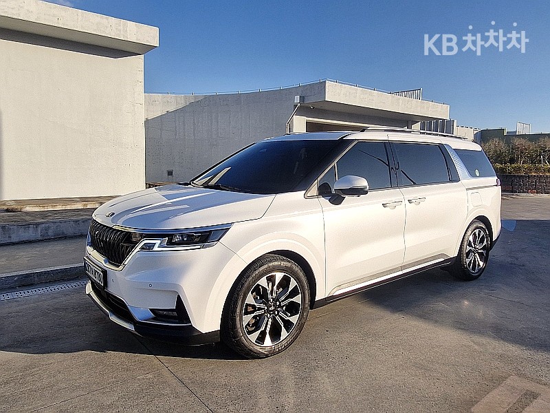 2021 - kia carnival