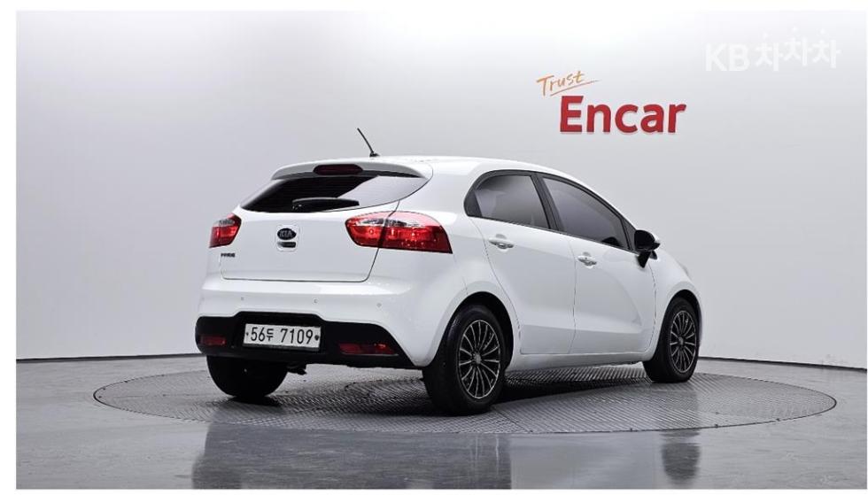 2014 - kia pride