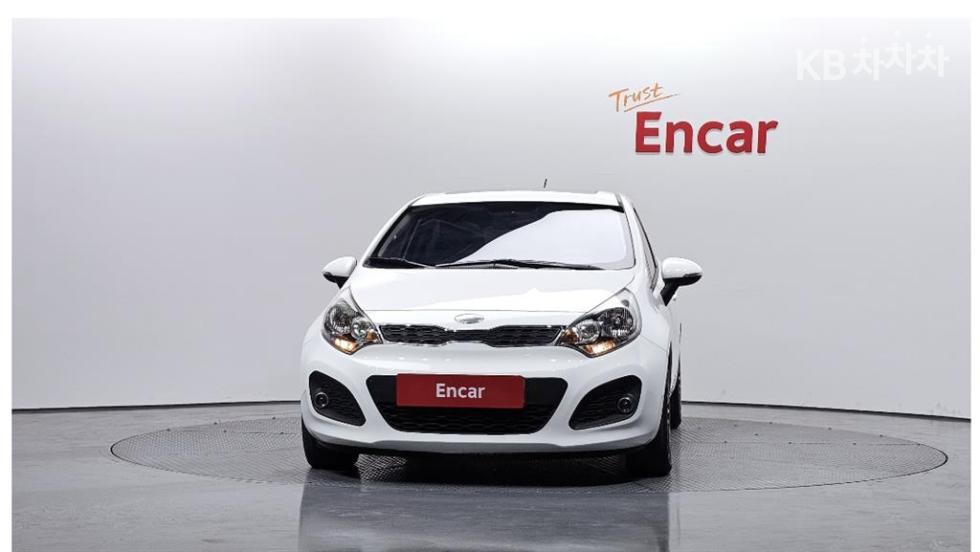 2014 - kia pride