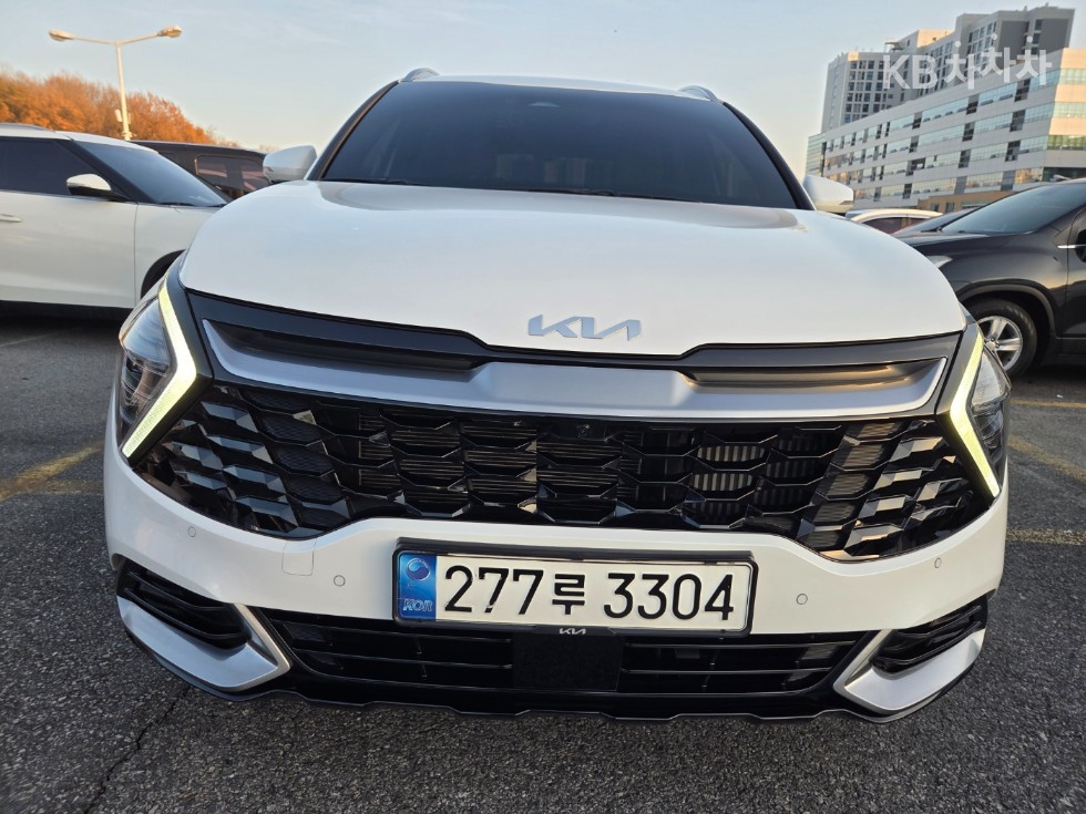 2021 - kia sportage