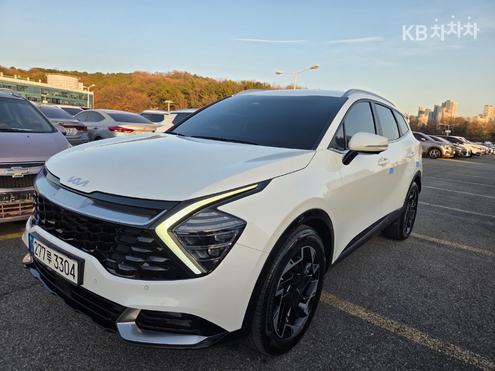 2021 - kia sportage