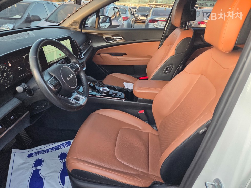 2021 - kia sportage