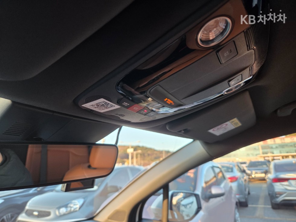 2021 - kia sportage