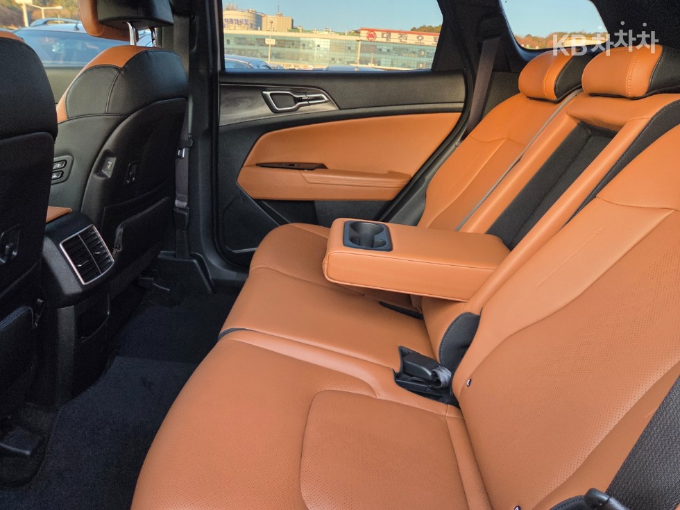 2021 - kia sportage