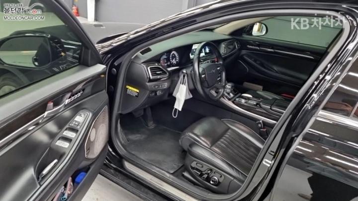 Genesis EQ900 5.0 GDI AWD Prestige 10