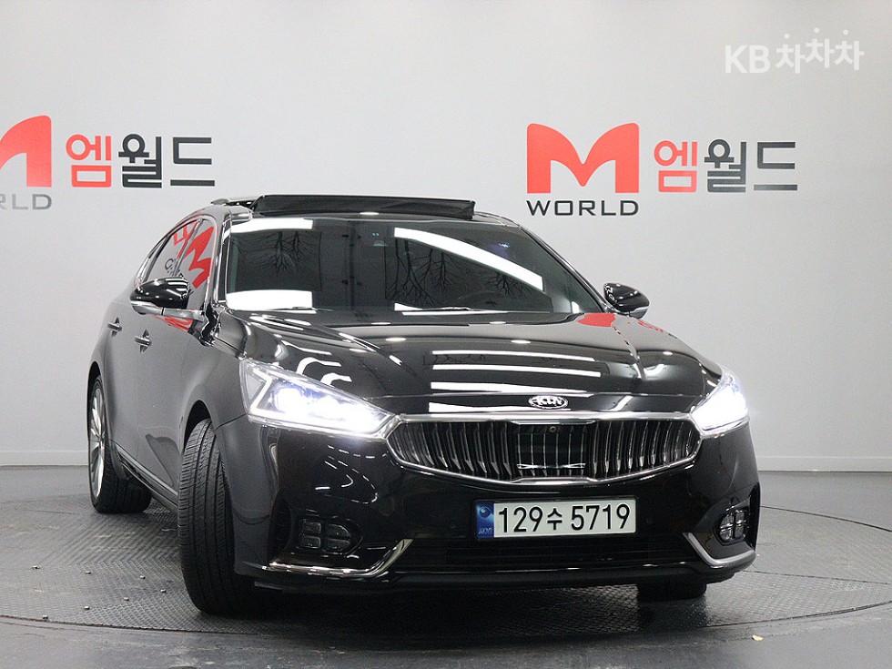 2017 - kia k7