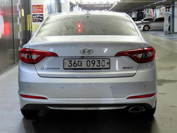 Hyundai Sonata LF 1.7 Diesel Style 6