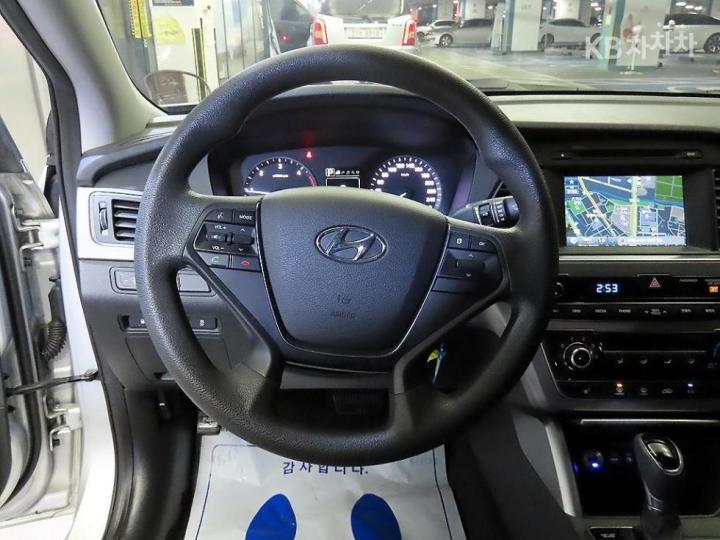 Hyundai Sonata LF 1.7 Diesel Style 9