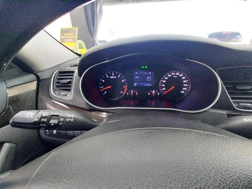 2014 - kia k7