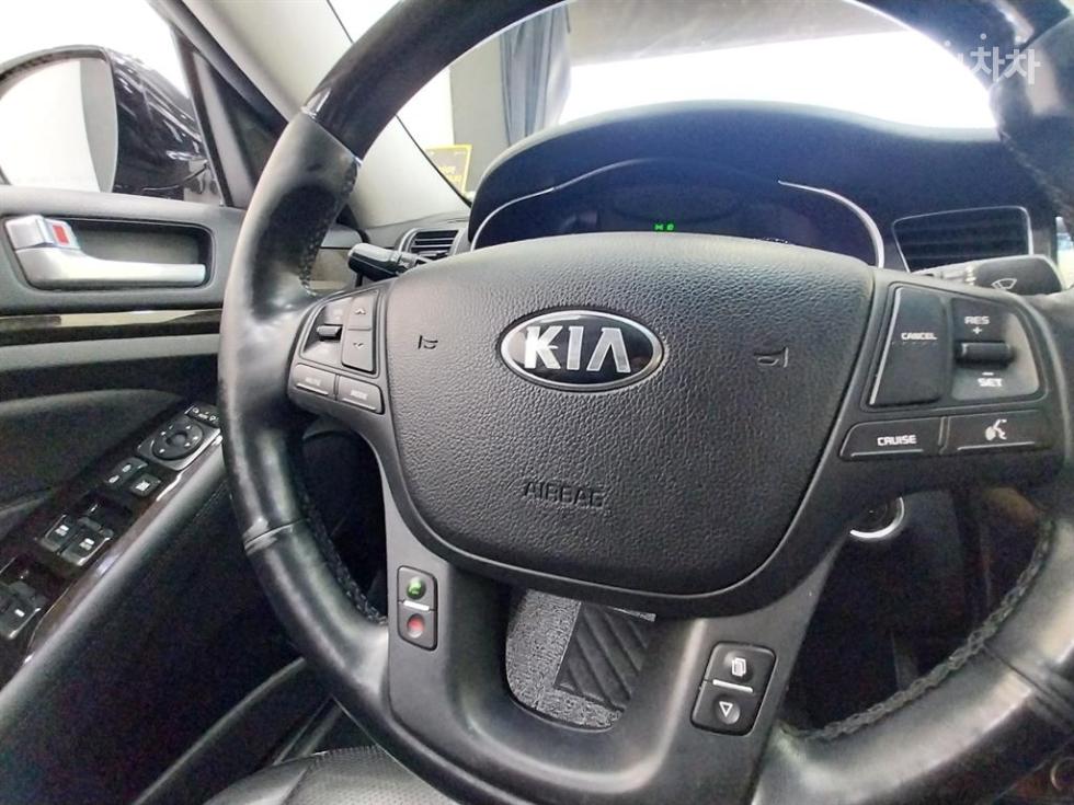 2014 - kia k7