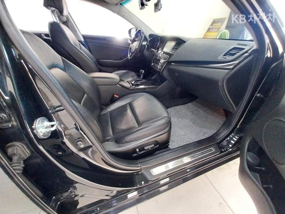 2014 - kia k7