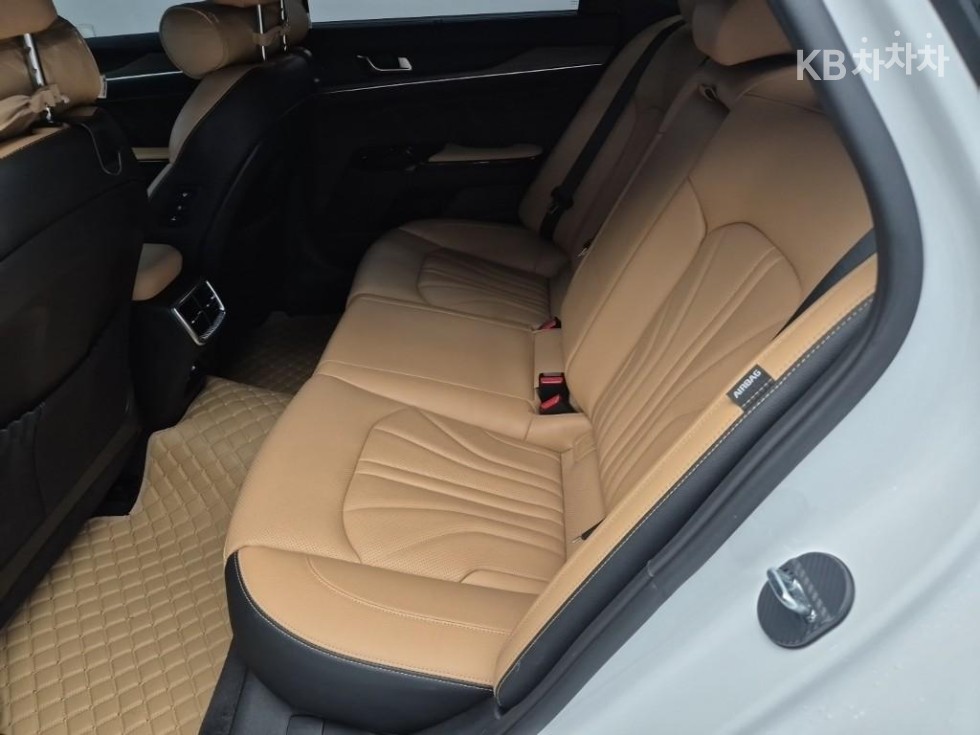 2022 - kia k5