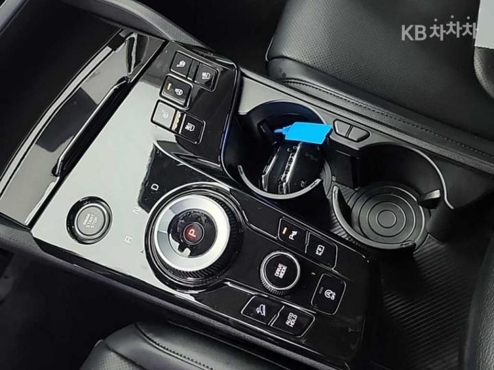 Kia Sportage The D2.0 2WD Noblesse 8