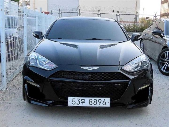 Hyundai Genesis Coupe 200 Turbo S 2
