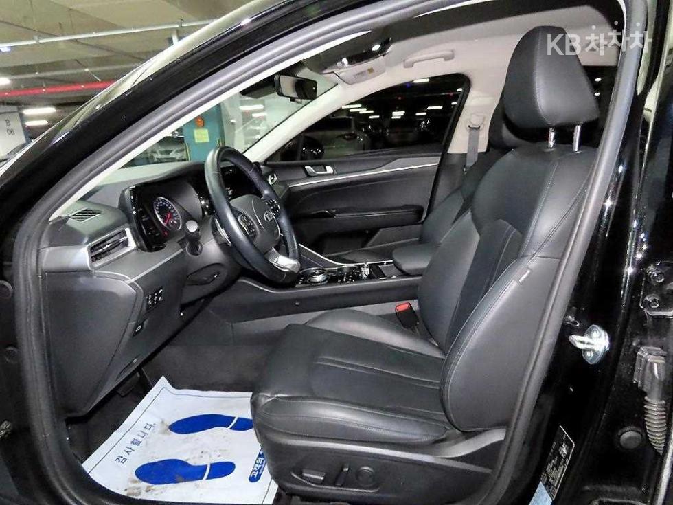 2021 - kia k5