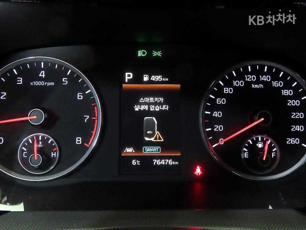 2021 - kia k5