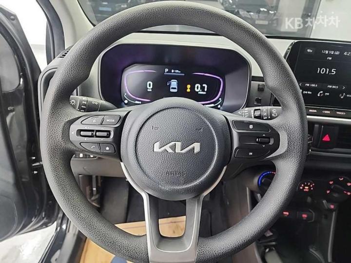 Kia Morning 1.0 Gasoline Trendy - фото 9