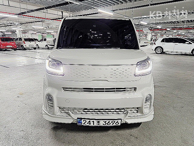 2018 - kia ray