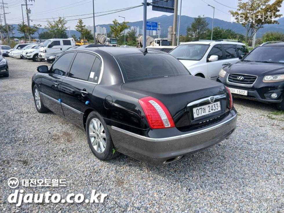 2010 - kia opirus