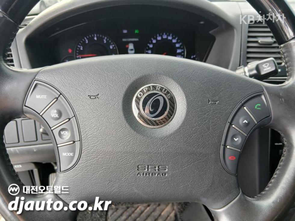 2010 - kia opirus