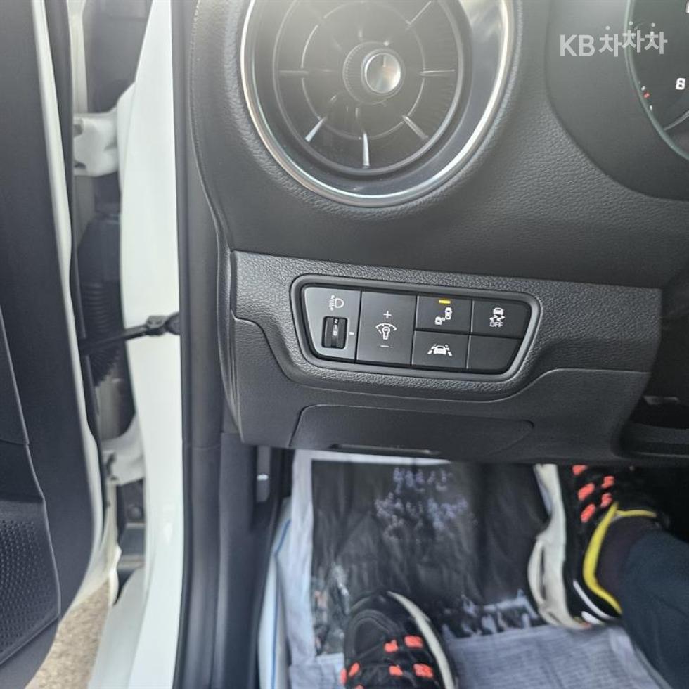 2020 - kia k3