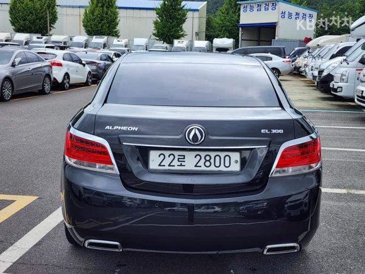 Chevrolet Alpheon EL300 Supreme 3