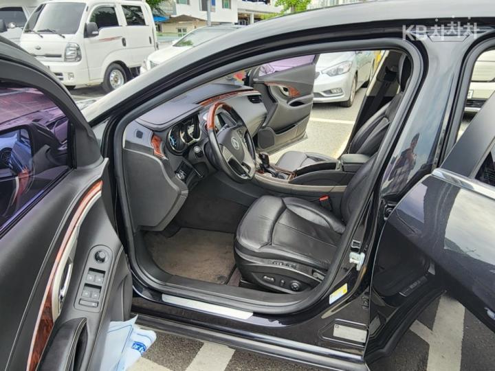 Chevrolet Alpheon EL300 Supreme 7