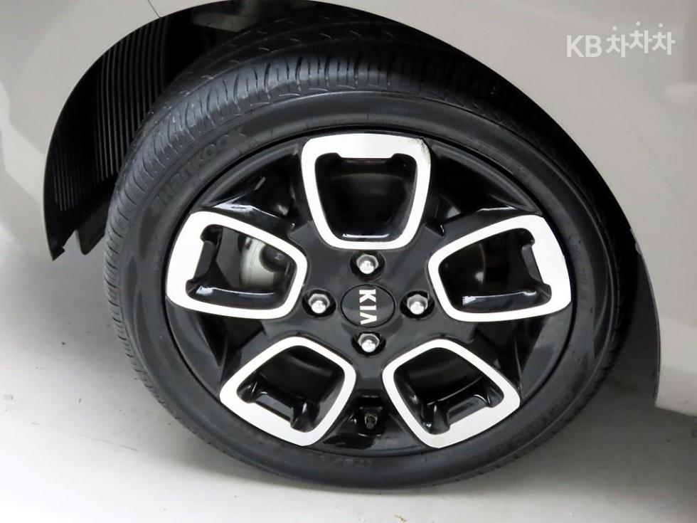2020 - kia ray